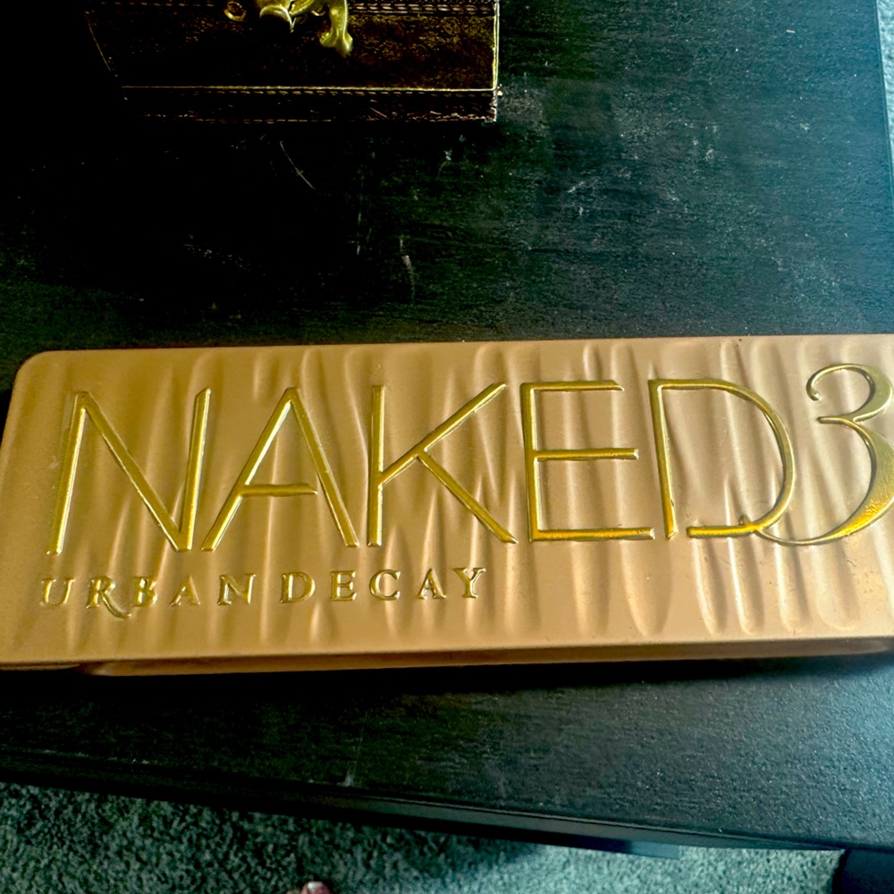 Urban Decay Naked 3 Palette Excellent Condition Gently Used Like New